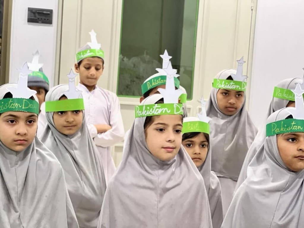 Pakistan Day in class