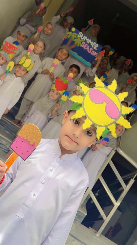 Summer activity - group moment 03